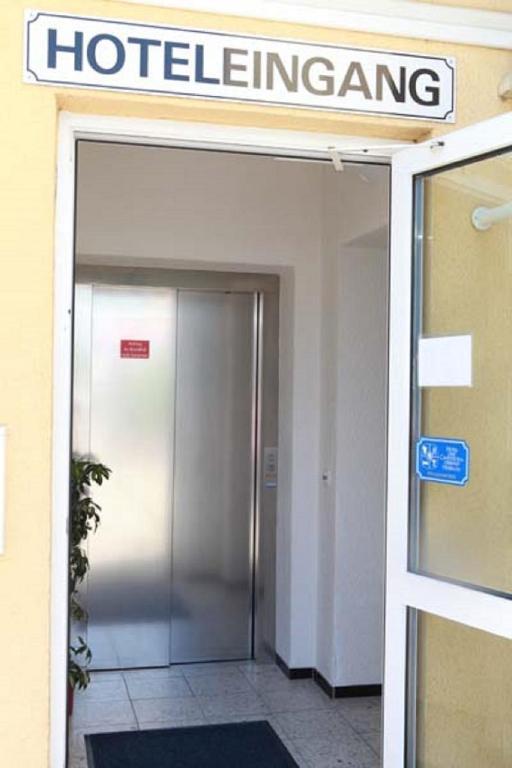 Hotel Wetterau - Self-Check-In Wölfersheim Екстериор снимка